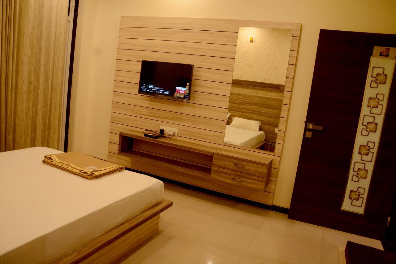 Hotel Shrinath Ābu Road Buitenkant foto