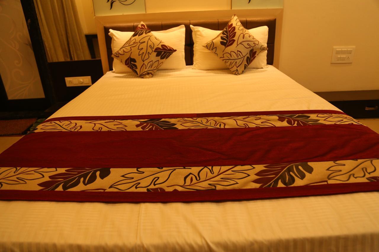 Hotel Shrinath Ābu Road Buitenkant foto