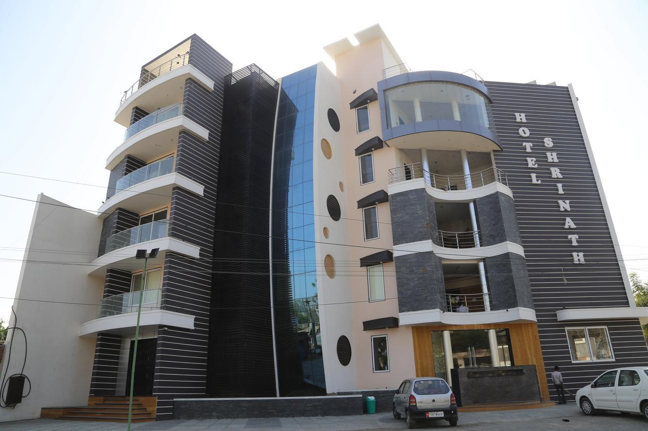 Hotel Shrinath Ābu Road Buitenkant foto