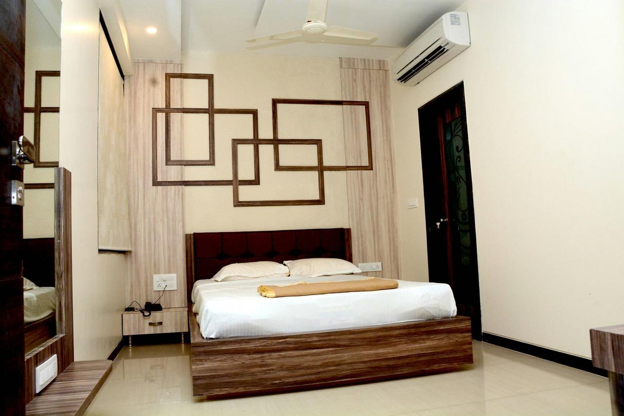 Hotel Shrinath Ābu Road Buitenkant foto