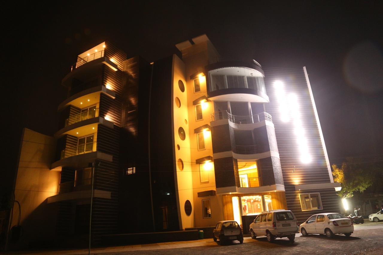 Hotel Shrinath Ābu Road Buitenkant foto