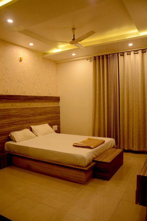 Hotel Shrinath Ābu Road Buitenkant foto