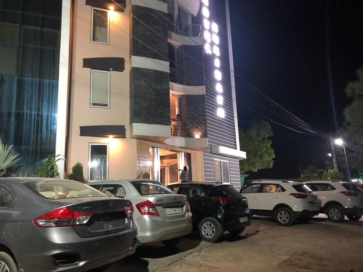 Hotel Shrinath Ābu Road Buitenkant foto